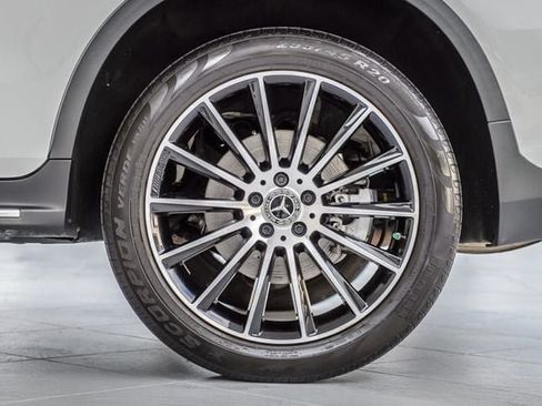 Used 2019 Mercedes-Benz GLC 300 image 14