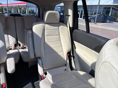 Used 2020 Mercedes-Benz GLS 450 4MATIC image 23