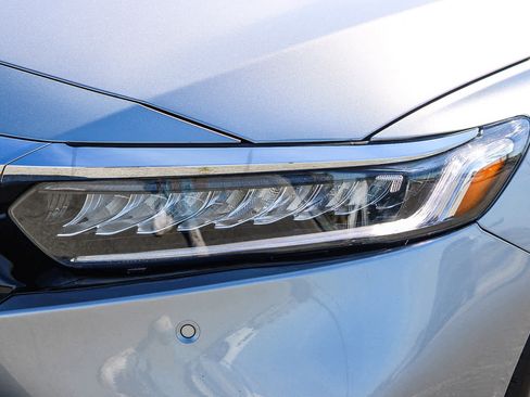 Certified 2022 Honda Accord Touring image 10