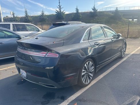Used 2020 Lincoln MKZ Reserve w/ Elements Package image 2