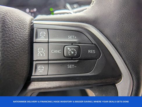 Used 2023 Jeep Grand Cherokee 4WD 4xe w/ Luxury Tech Group II image 37