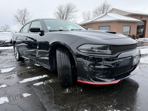Used 2022 Dodge Charger GT image 3