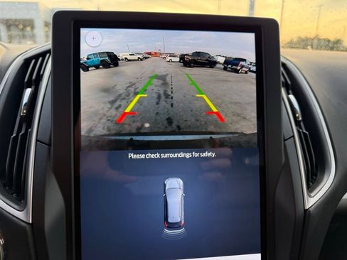 Used 2023 Ford Edge SEL w/ Convenience Package image 20