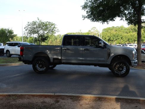 Used 2024 Ford F350 Lariat w/ Lariat Ultimate Package AWD/4WD image 12