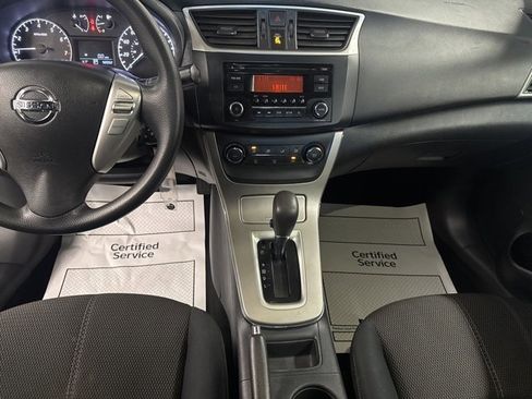Used 2015 Nissan Sentra S image 17