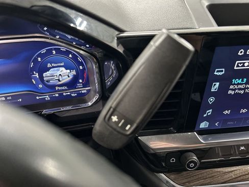 Certified 2023 Chevrolet Silverado 1500 LT AWD/4WD image 17