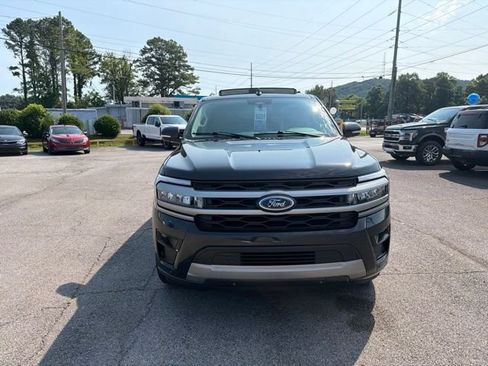 Used 2023 Ford Expedition XLT RWD image 10