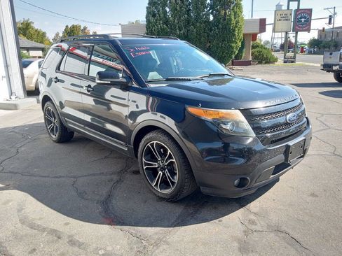 Used 2015 Ford Explorer Sport w/ Equipment Group 401A image 7