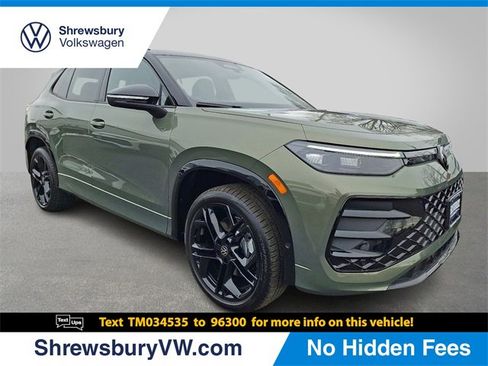 New 2026 Volkswagen Tiguan SE R-Line image 1