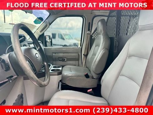 Used 2014 Ford E-350 and Econoline 350 Super Duty RWD image 21