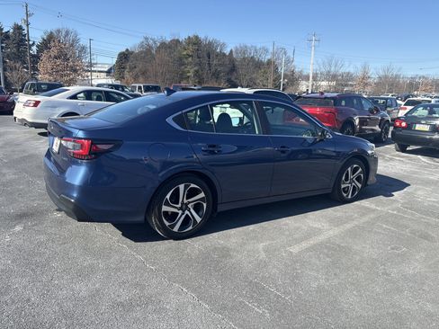 Used 2022 Subaru Legacy Limited image 6