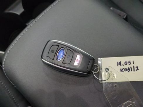 Used 2024 Subaru Outback Touring AWD/4WD image 28