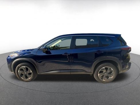 Used 2025 Nissan Rogue SV AWD/4WD image 4