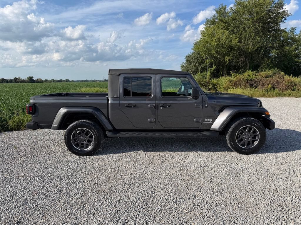 Used 2022 Jeep Gladiator Overland AWD/4WD image 16