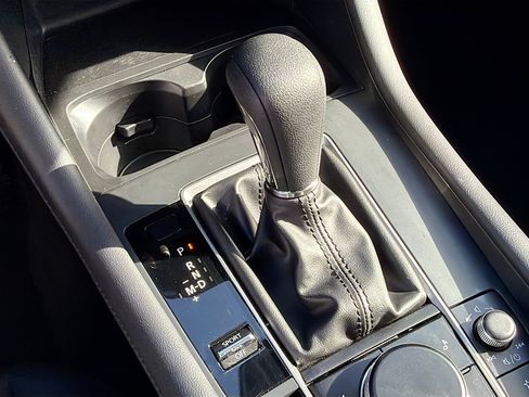 Used 2024 MAZDA MAZDA3 s image 26