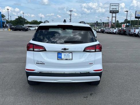 Certified 2022 Chevrolet Equinox RS w/ LPO, Floor Liner Package image 5