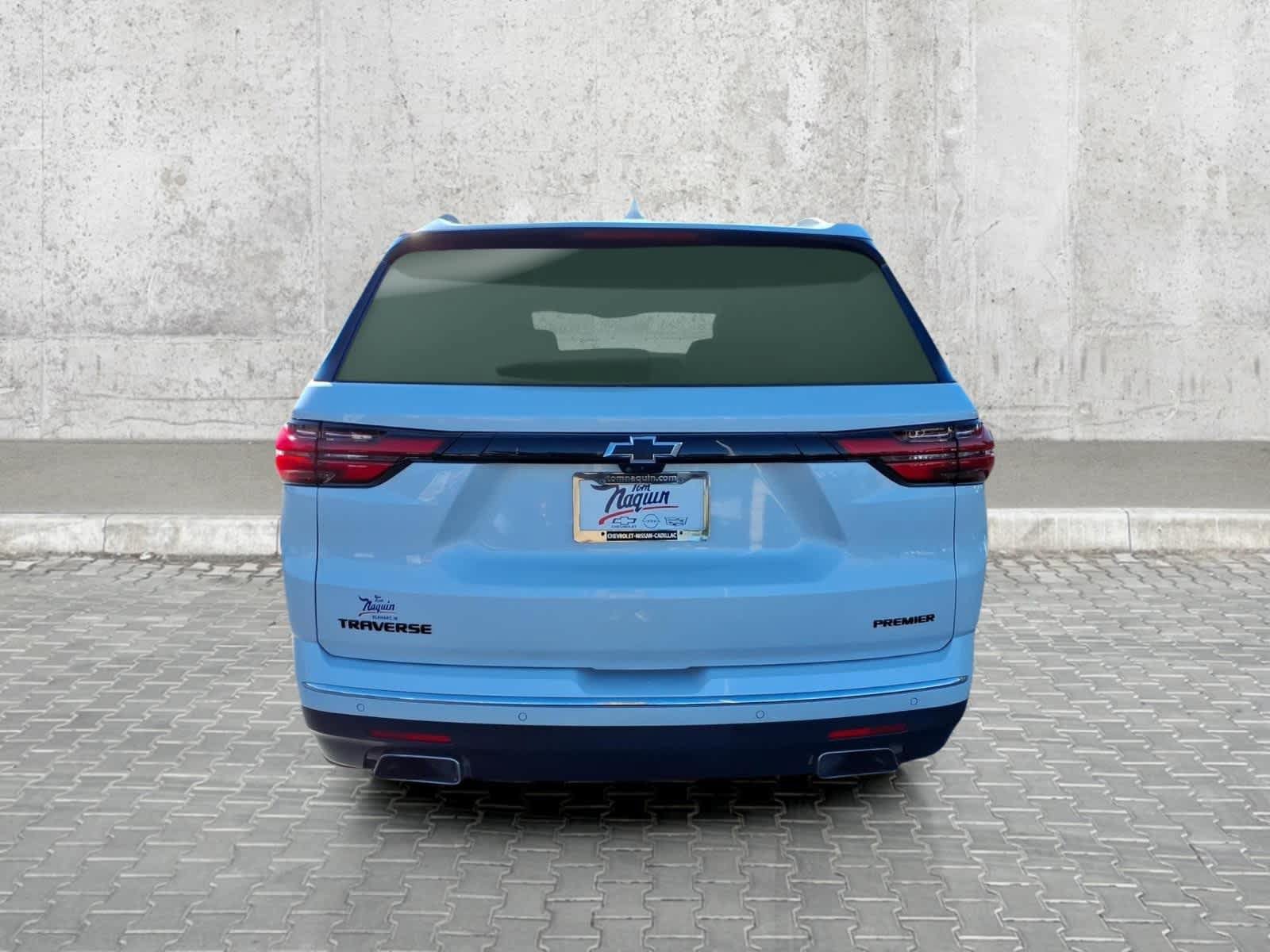 Used 2023 Chevrolet Traverse Premier w/ LPO, Floor Liner Package FWD image 11