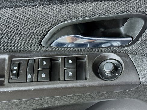 Used 2016 Chevrolet Cruze LT w/ Technology Package image 22