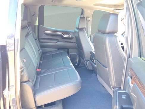 Used 2022 GMC Sierra 1500 Elevation w/ Elevation Premium Package image 21