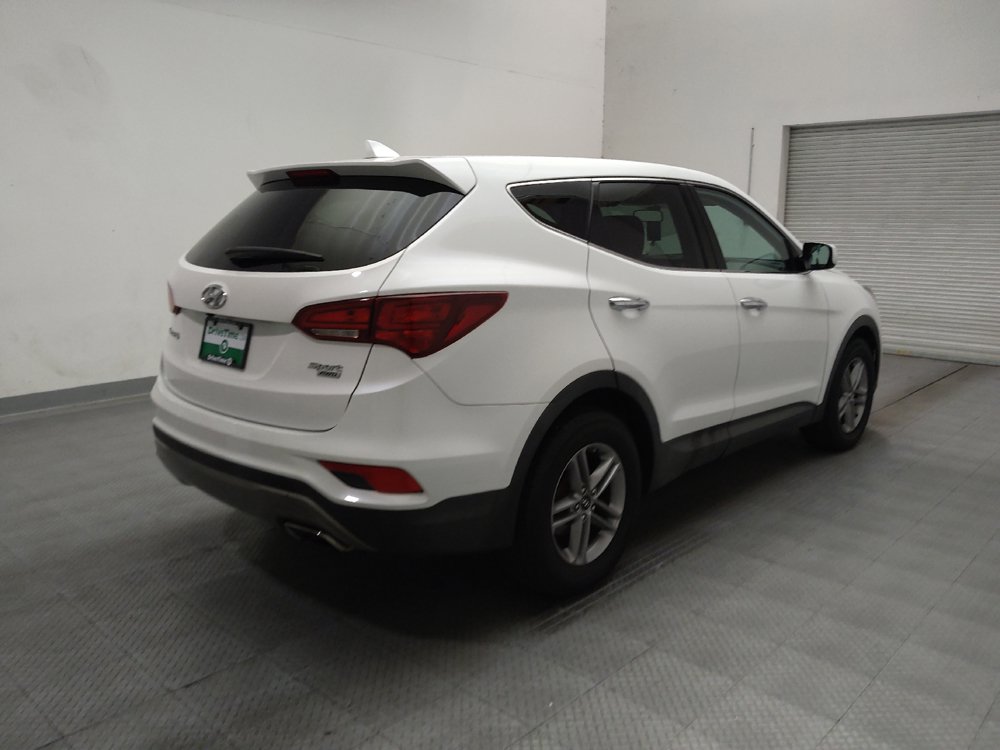 Used 2017 Hyundai Santa Fe Sport AWD/4WD image 9