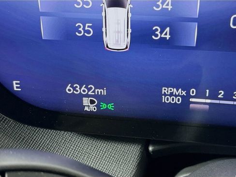 Used 2025 Buick Enclave Sport Touring w/ Power Package image 12