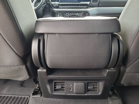 Used 2023 Chevrolet Silverado 1500 LT AWD/4WD image 22