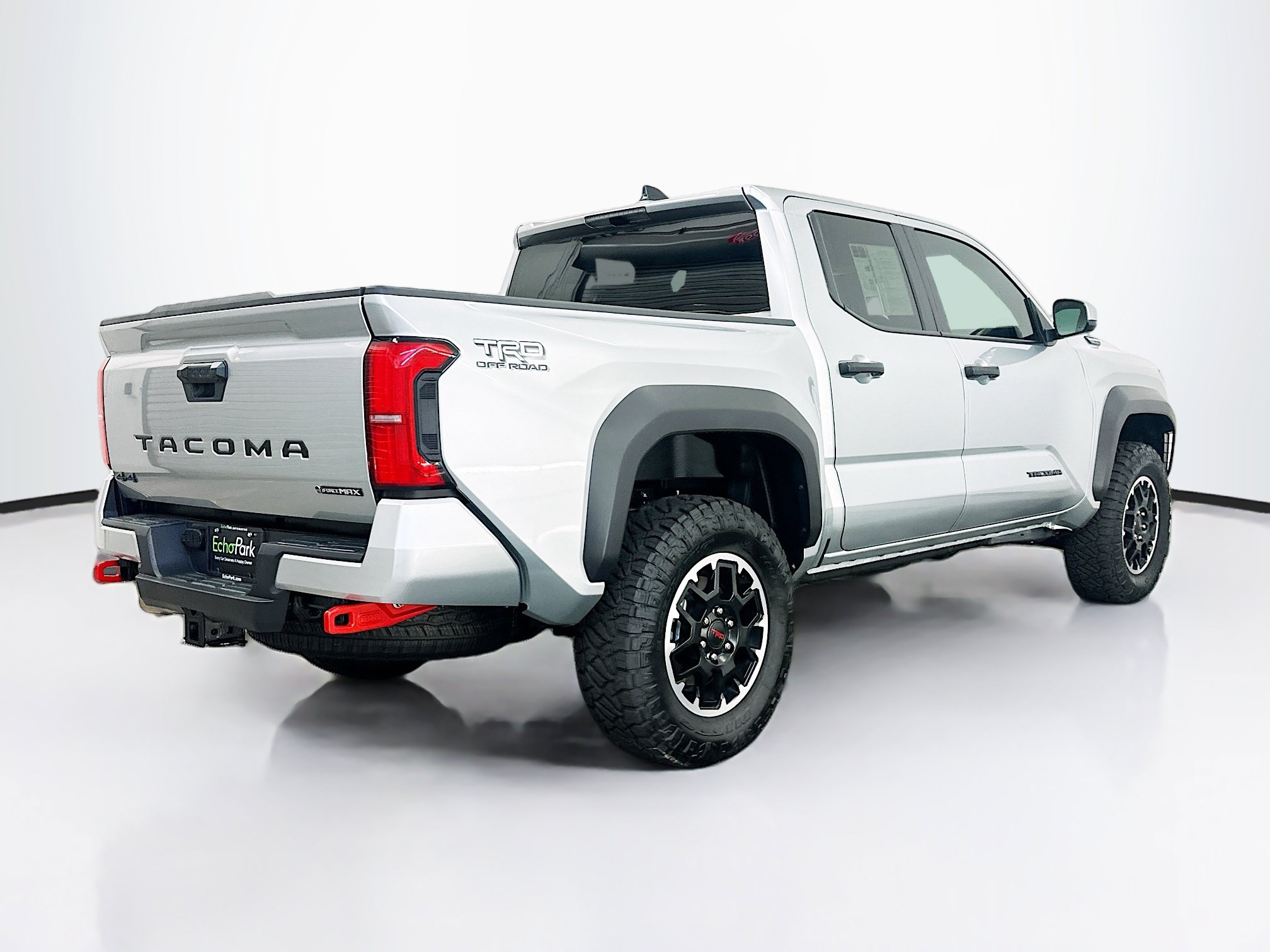 Used 2025 Toyota Tacoma TRD Off-Road AWD/4WD image 9
