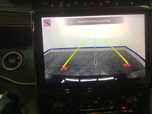 Used 2023 Jeep Grand Cherokee L Limited w/ Black Appearance Package image 19