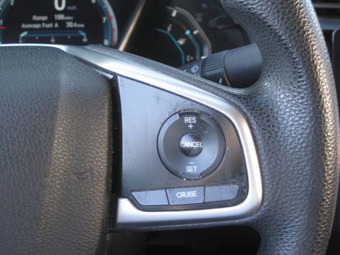 Used 2018 Honda Civic EX image 33