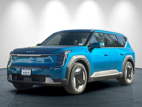 New 2026 Kia EV9 Wind image 8