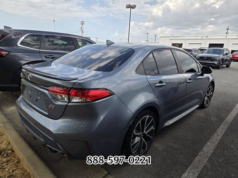 Used 2022 Toyota Corolla SE FWD image 4