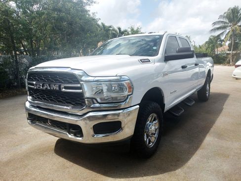Used 2021 RAM 3500 Tradesman image 3