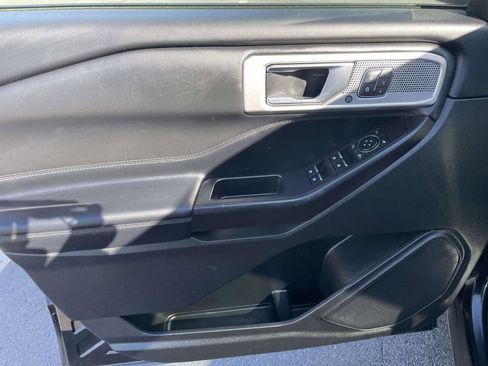 Used 2020 Ford Explorer Platinum AWD/4WD image 26