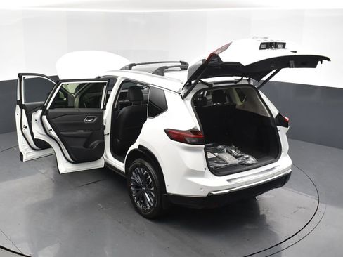 New 2026 Nissan Rogue Platinum w/ Platinum Premium Package image 32