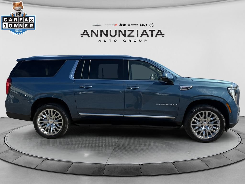 Used 2025 GMC Yukon XL Denali AWD/4WD image 6