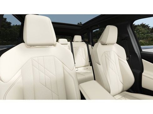 New 2025 BMW X3 xDrive30i w/ Premium Package image 11