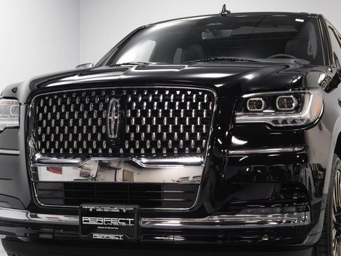 Used 2022 Lincoln Navigator Black Label image 64