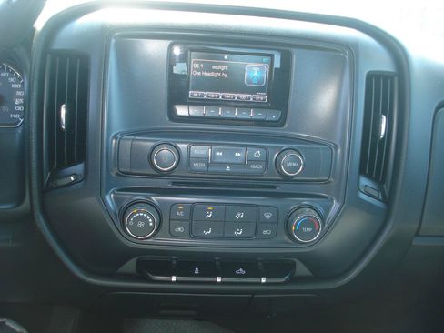 Used 2015 Chevrolet Silverado 2500 W/T AWD/4WD image 33