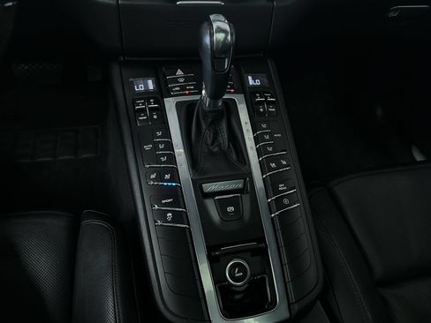 Used 2015 Porsche Macan S AWD/4WD image 21