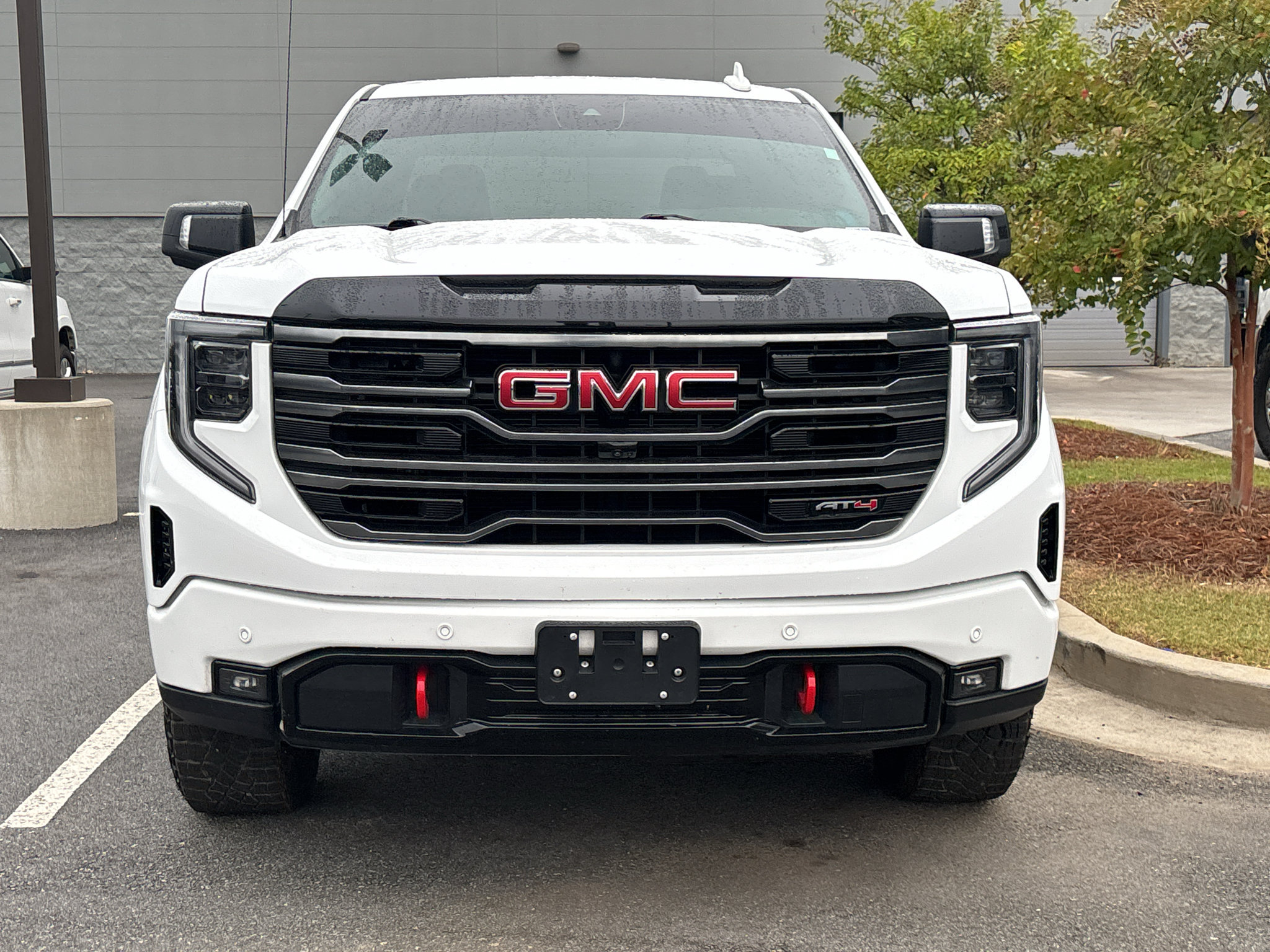Used 2025 GMC Sierra 1500 AT4 AWD/4WD image 2