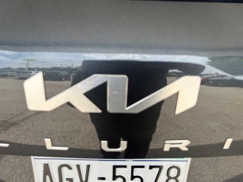 Used 2024 Kia Telluride S AWD/4WD image 31