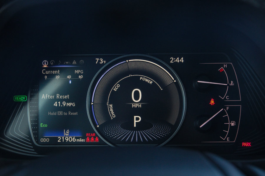 Certified 2024 Lexus UX 250h FWD image 23