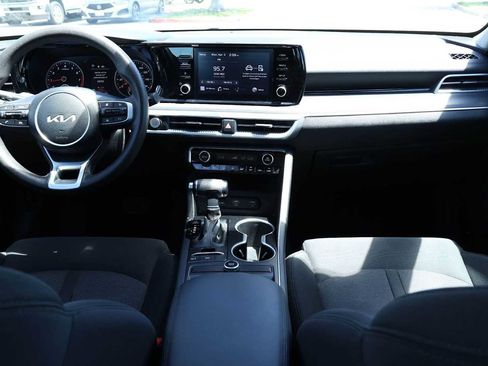 Used 2023 Kia K5 LXS FWD image 10