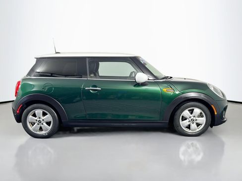 Used 2015 MINI Cooper 2-Door Hardtop image 4
