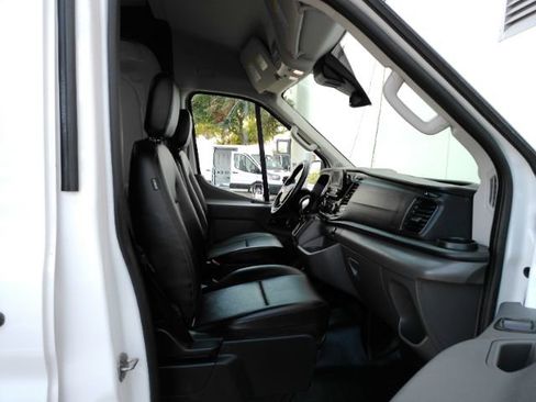 Used 2023 Ford Transit 250 Medium Roof AWD image 15