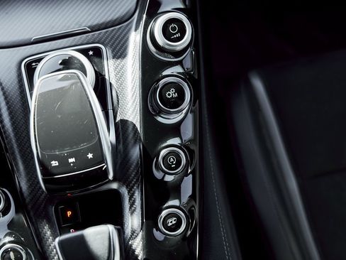 Used 2018 Mercedes-Benz AMG GT R image 72