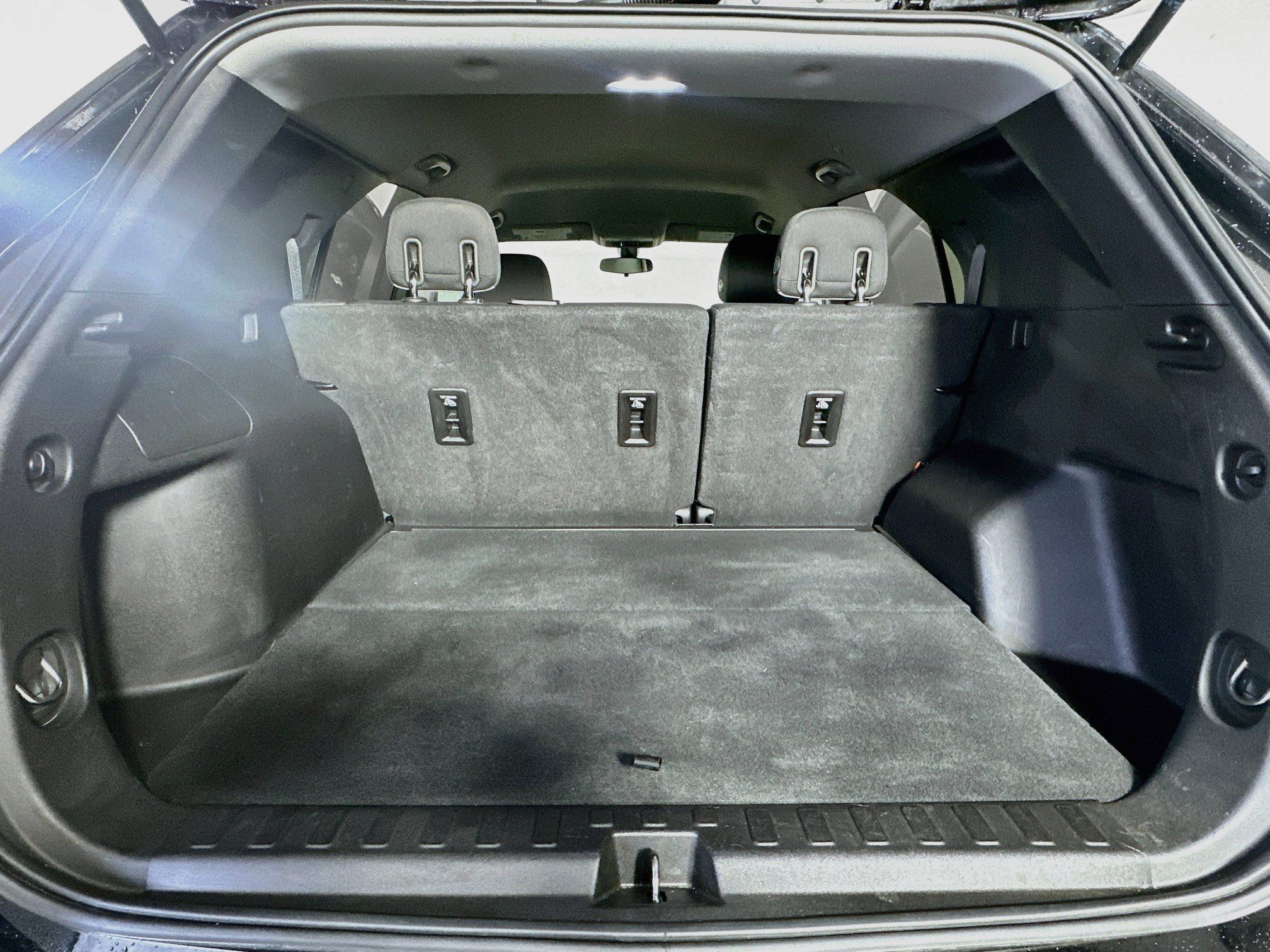Used 2018 Chevrolet Equinox LS FWD image 26