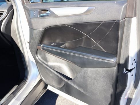 Used 2016 Lincoln MKC Reserve w/ Technology Package image 13