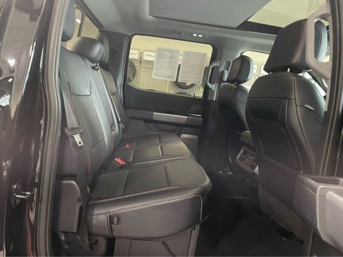 Used 2023 Ford F250 Lariat w/ Lariat Ultimate Package AWD/4WD image 32