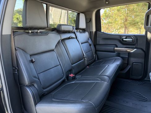 Used 2021 Chevrolet Silverado 1500 LT Trail Boss w/ Convenience Package II image 38